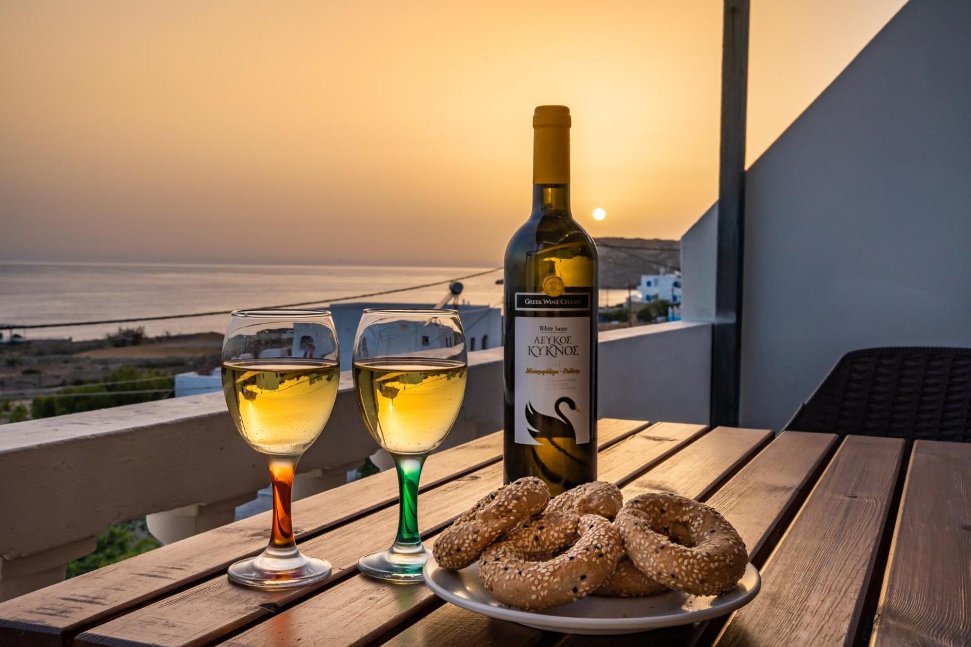 Sun Week Bay Hotel Lefkos  Exterior foto