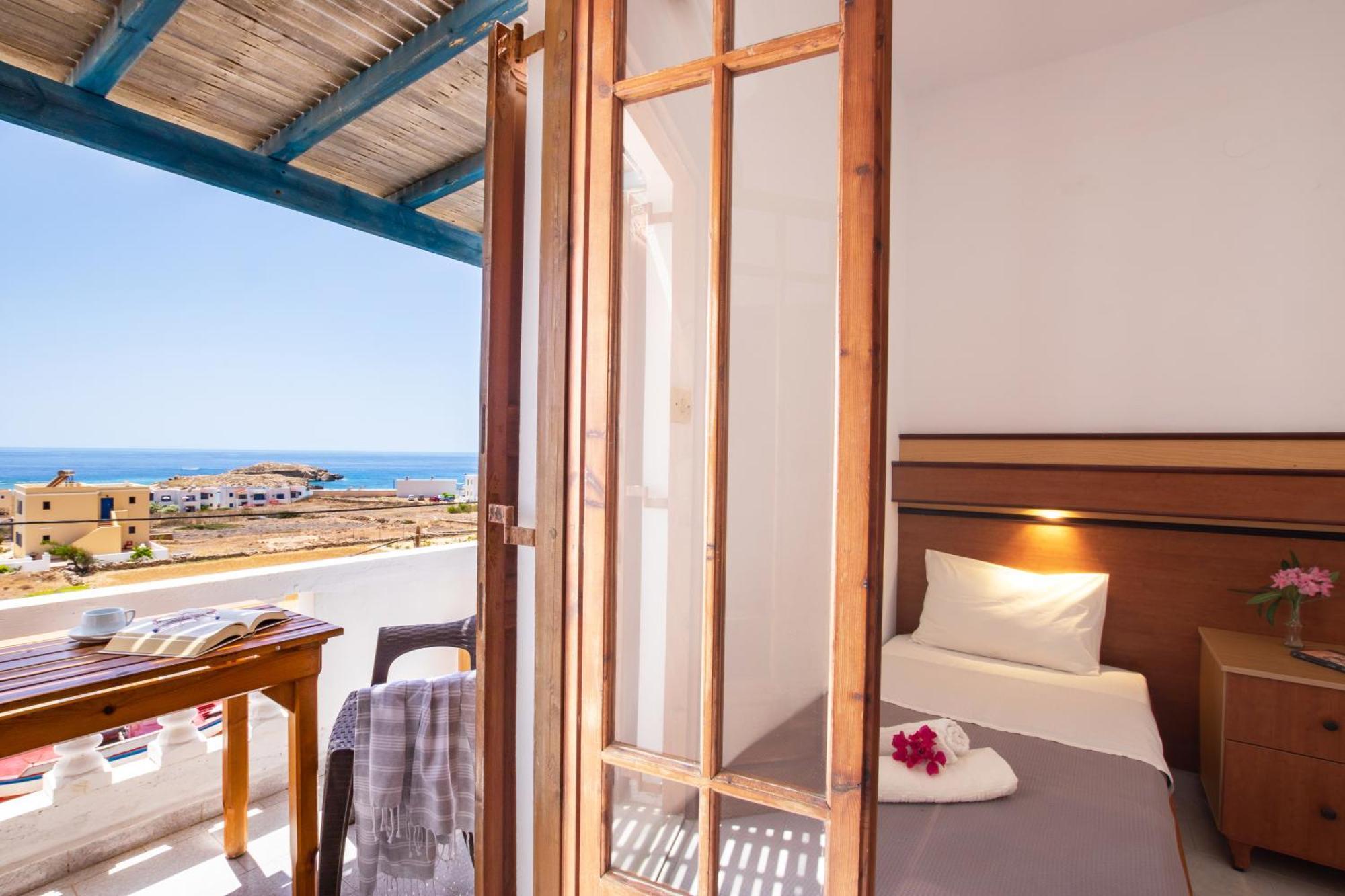 Sun Week Bay Hotel Lefkos  Exterior foto