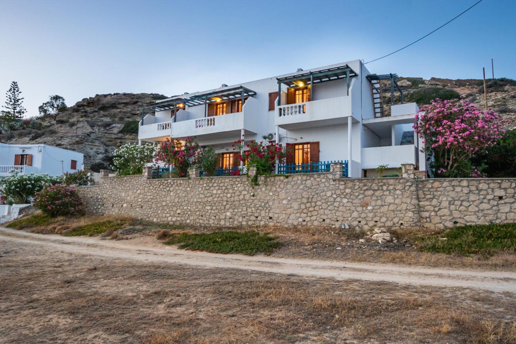 Sun Week Bay Hotel Lefkos  Exterior foto
