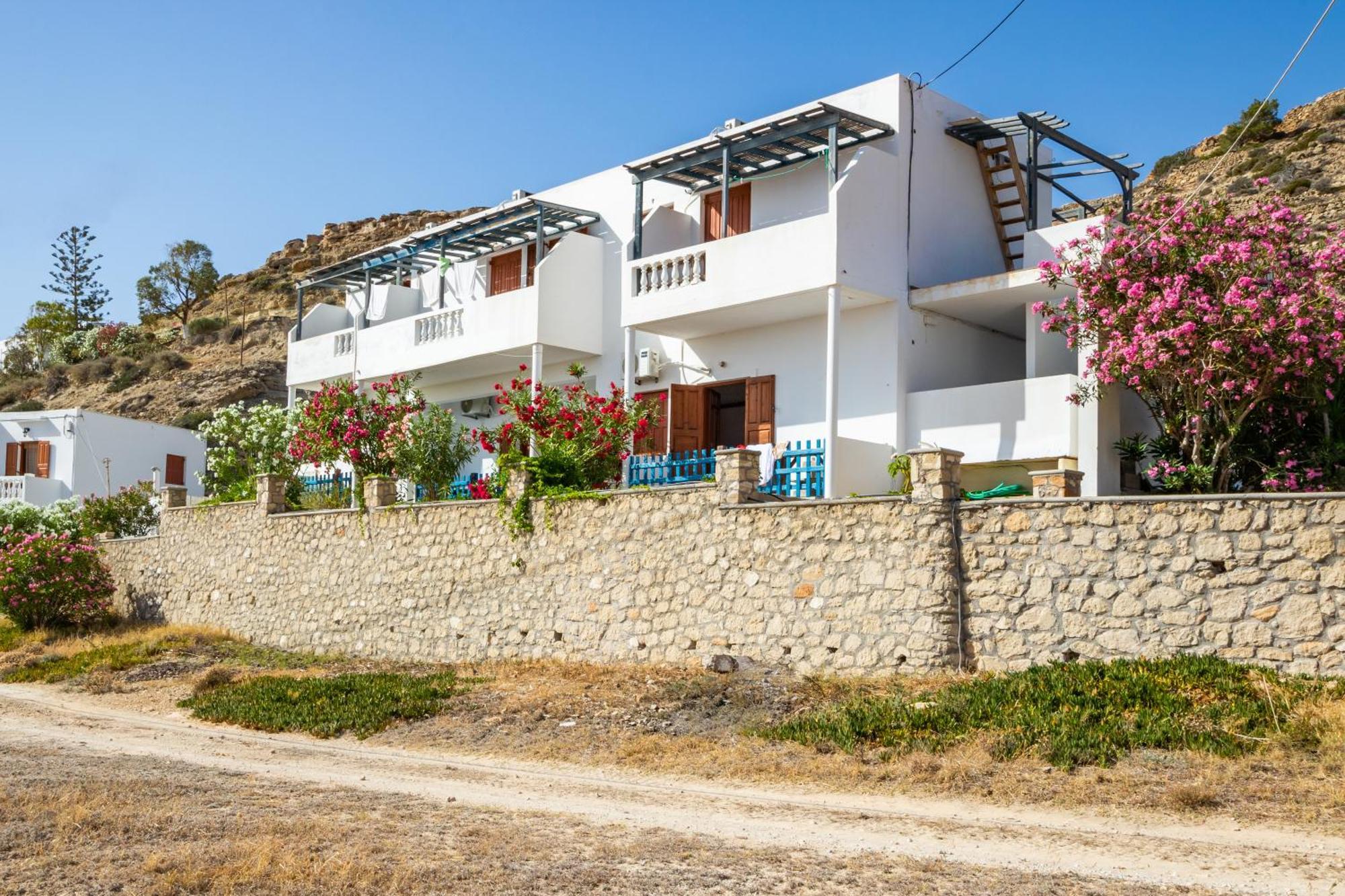 Sun Week Bay Hotel Lefkos  Exterior foto