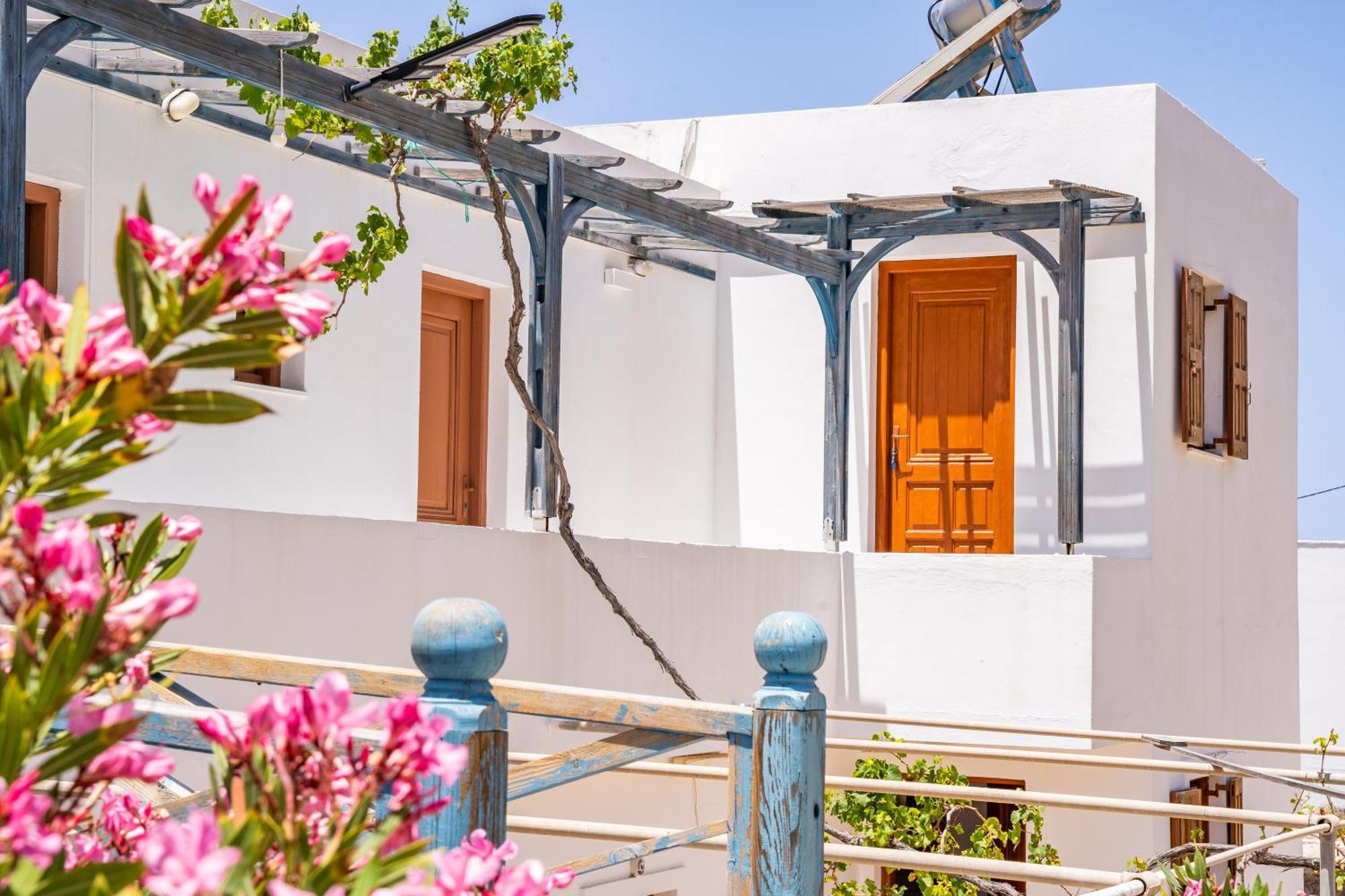 Sun Week Bay Hotel Lefkos  Exterior foto